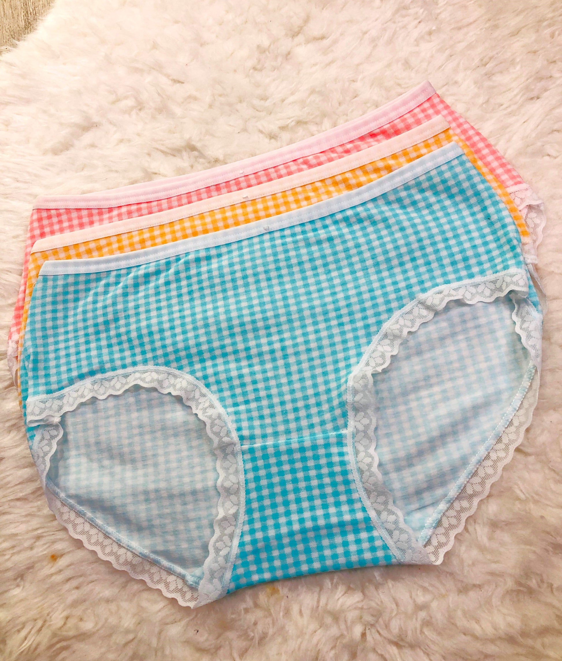 Softy Wear Check Print Cotton Panty women and ladies underwear best price in pakistan online